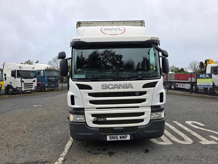 2016 Scania P320 Curtainsider