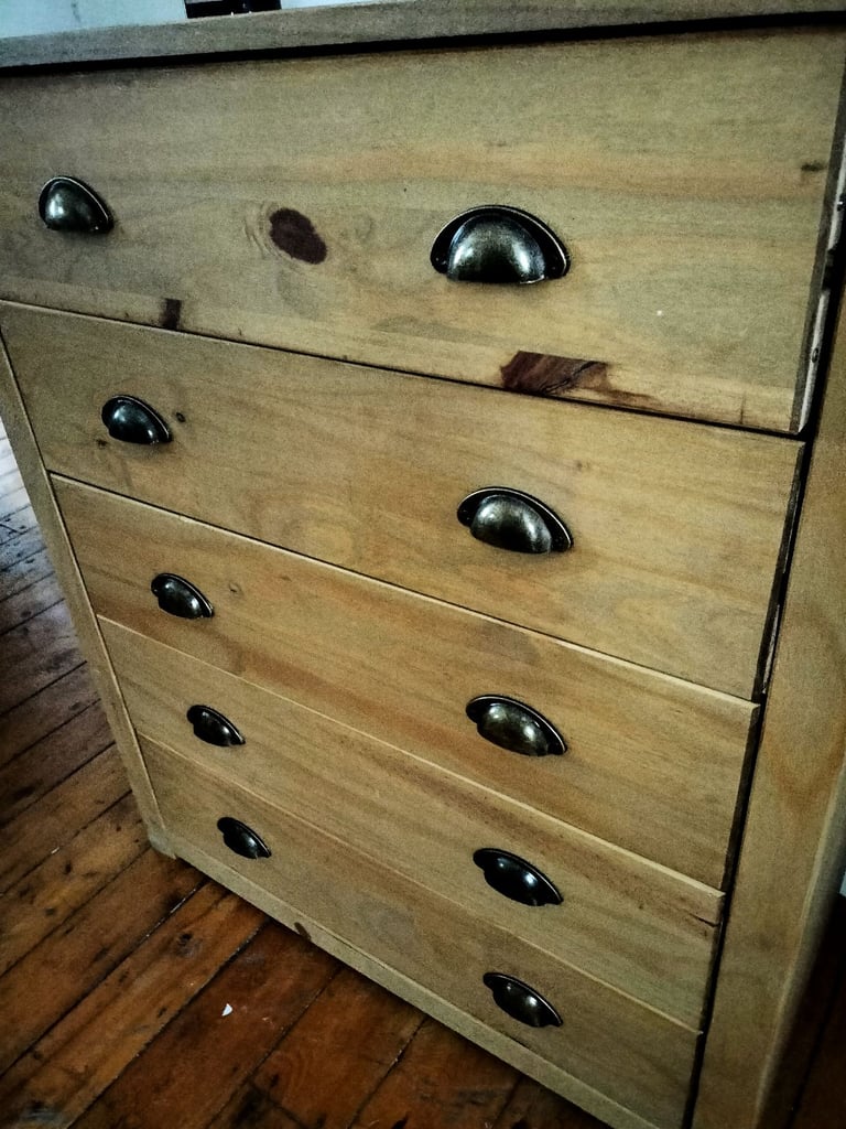 Wooden Drawers Bedroom 