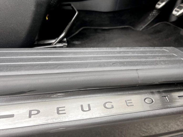 2022 Peugeot 2008 PureTech GT SUV Petrol Manual