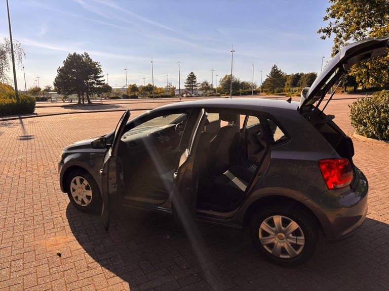 2011 Volkswagen Polo 1.2 60 S 5dr [AC] Fresh Timing Chain Full Service 12 Months MOT HATCHBACK Pe...