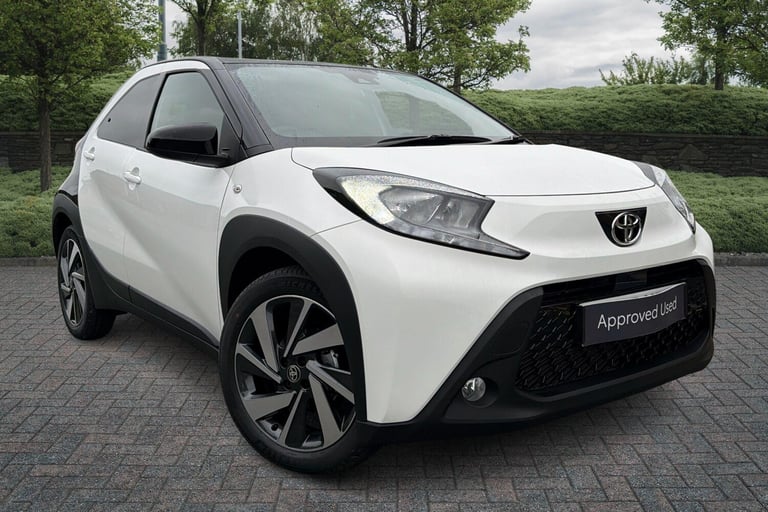 image for 2025 Toyota Aygo X 1.0 VVT-i Edge 5dr Hatchback Petrol Manual