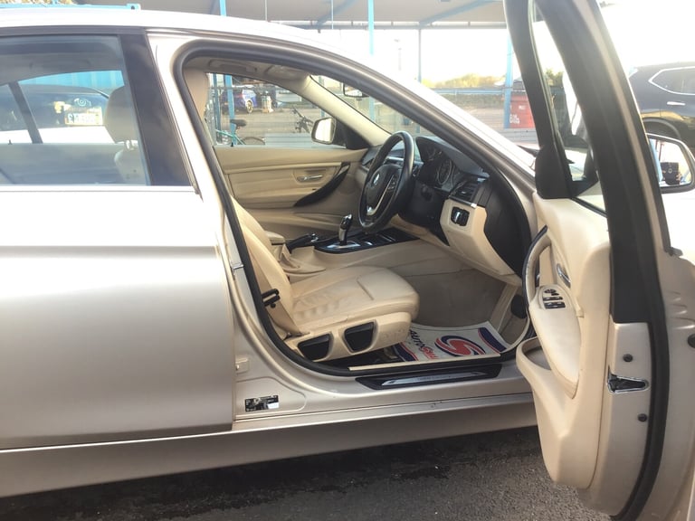 2013 BMW 3 Series 320d Luxury 4dr Step Auto SALOON Diesel Automatic