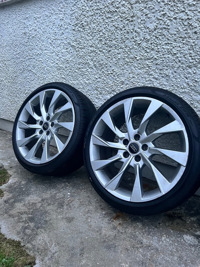 19” Audi a6 alloys (Pirelli tyres)