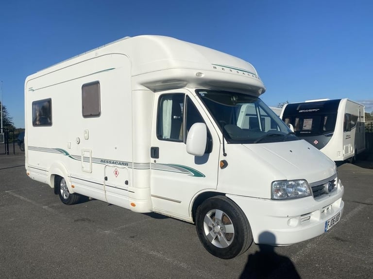 image for 2006 (06) BESSACARR E720 2 BERTH MOTORHOME