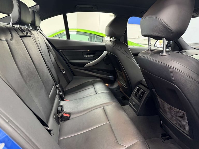 2018 BMW 3 Series 330e M Sport 4dr Step Auto SALOON PETROL/ELECTRIC Automatic