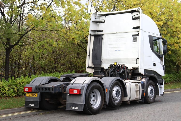 IVECO STRALIS 460 HI-WAY 6X2 MIDLIFT TRACTOR UNIT (2017)