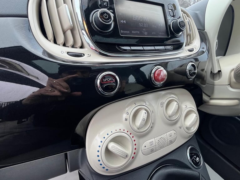 2016 Fiat 500 0.9 TwinAir 105 Lounge 3dr HATCHBACK Petrol Manual