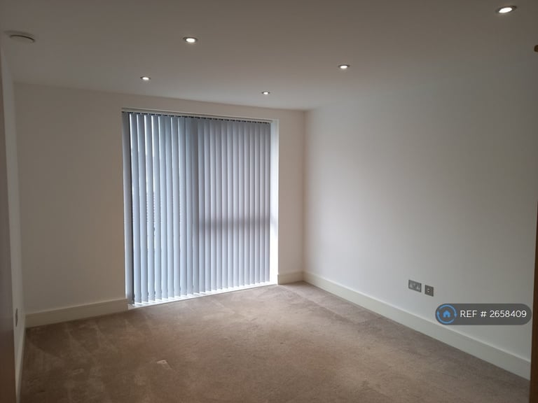 2 bedroom flat in Court Road, Hythe, CT21 (2 bed) (#2658409)