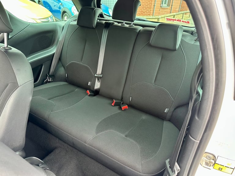 2015 DS Automobiles DS 3 1.6 BlueHDi DStyle Nav 3dr - just 46k miles - see video HATCHBACK Diesel...