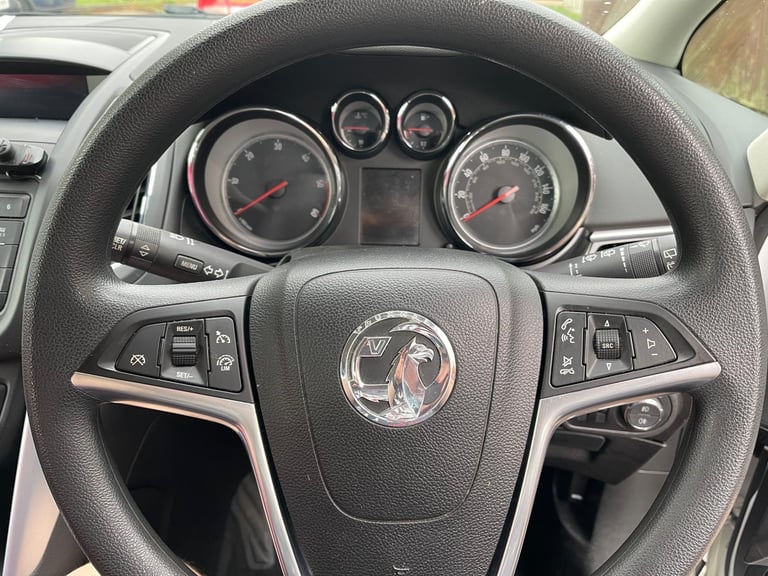 Vauxhall, ZAFIRA, MPV, 2014, Other, 1956 (cc), 5 doors