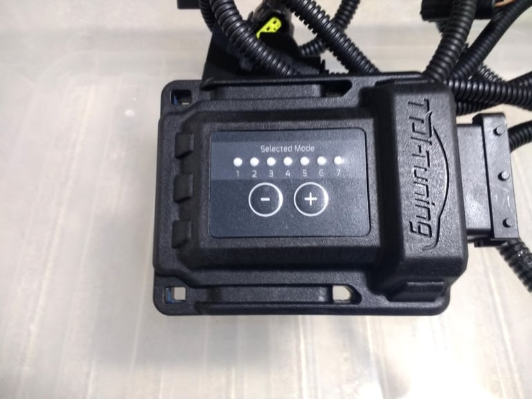 ISUZU D MAX MK2 2.5TD TUNING BOX +52BHP/88NM PARTS SPARES