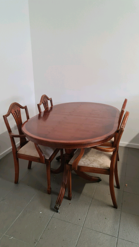 Dinning Table & 4 Chairs For Sale
