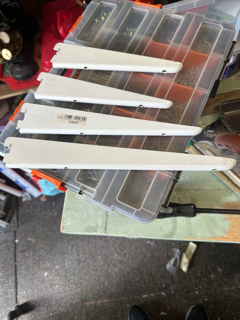 Shelving Brackets 