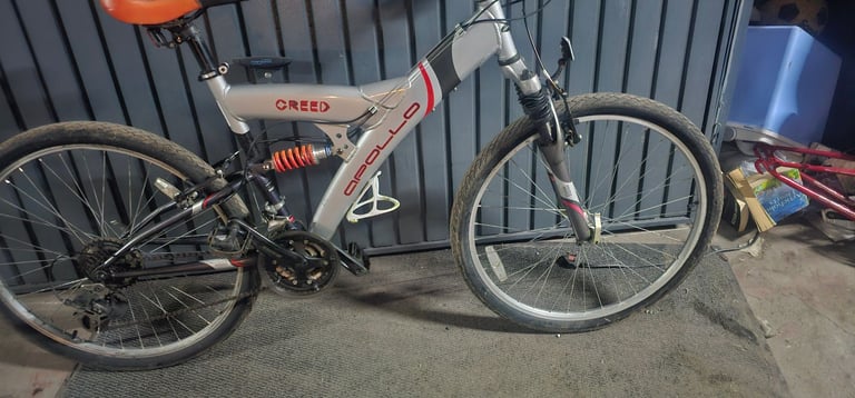 image for APOLLO MENS ALUMINIUM  MOUNTAIN BIKE VGC 