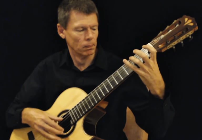 William Bishop Classical Guitar Tuition