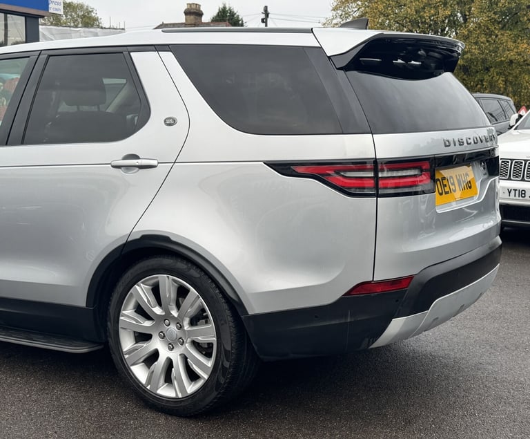 2019 Land Rover Discovery 2.0 SD4 HSE SUV 5dr Diesel Auto 4WD Euro 6 (s/s) (240 ps) ESTATE Diesel...