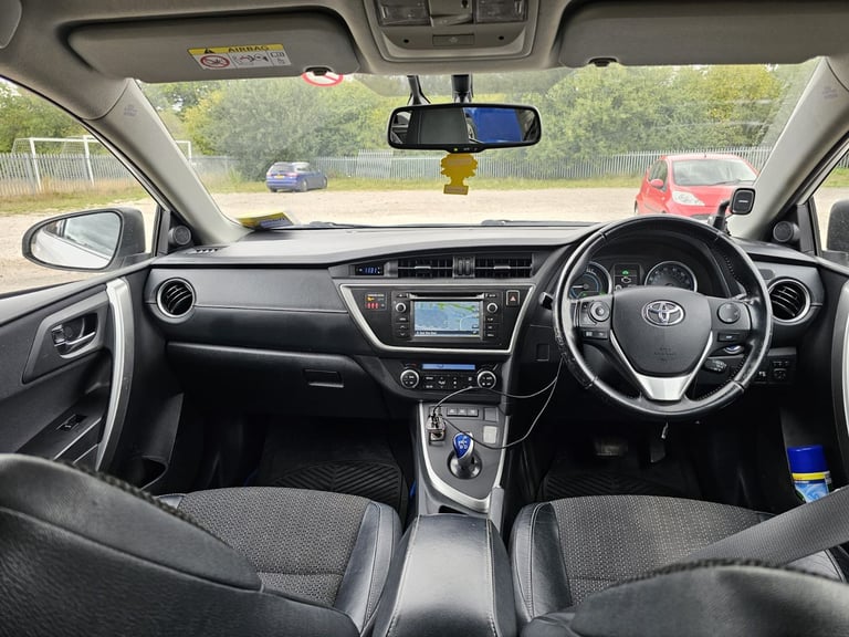 2014 UK TOYOTA AURIS TOURING SPORT HYBRID EXCEL £20 TAX ULEZ ✅
