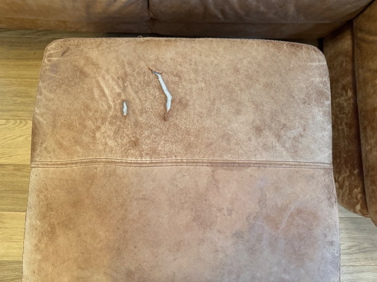 Tan leather sofas 