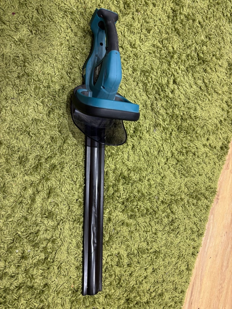 image for makita hedge trimmer