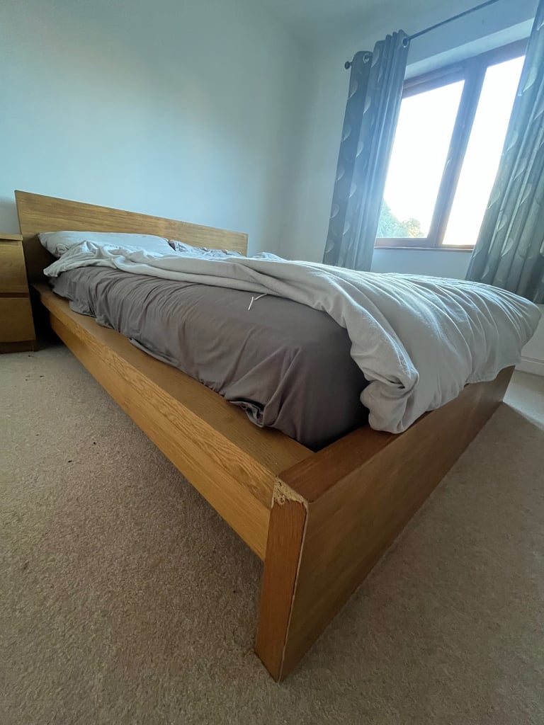 Free bed frame and table