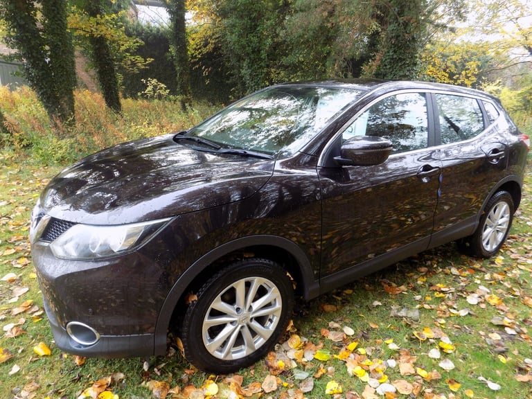 2017 Nissan Qashqai 1.2 DiG-T Acenta [Smart Vision Pack] 5dr Xtronic HATCHBACK Petrol Automatic