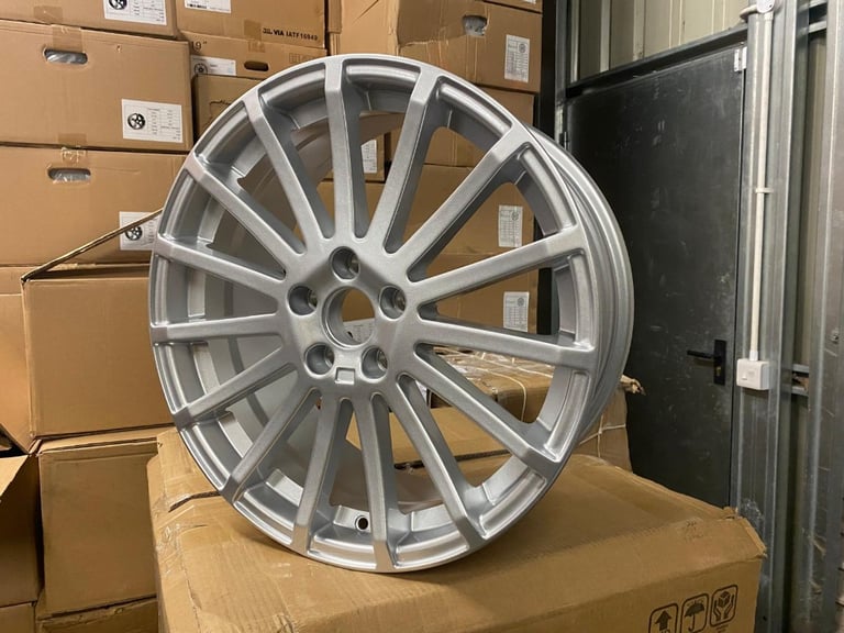 18" Inch ford focus Multi Spoke style Alloy wheels mondeo connect van volvo models 5x108