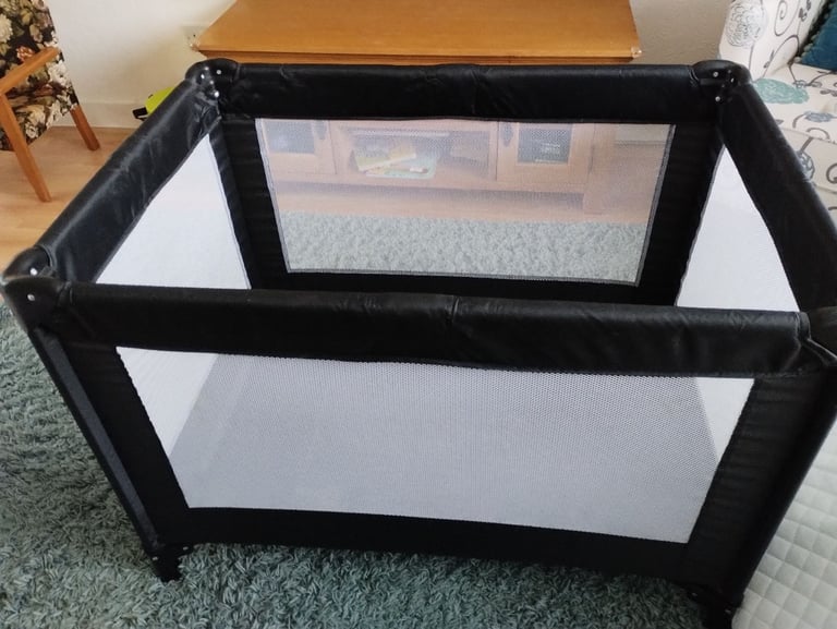 Sleeptite Travel Cot