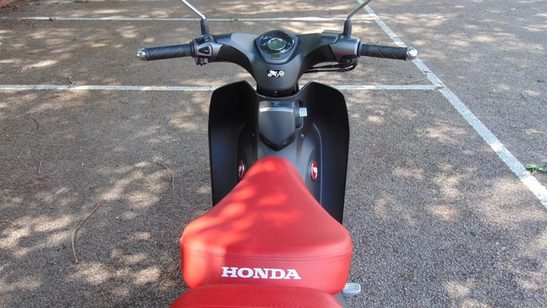 Honda C125 A-N SuperCub only 185 miles, 2025, HPI clear, 1 owner