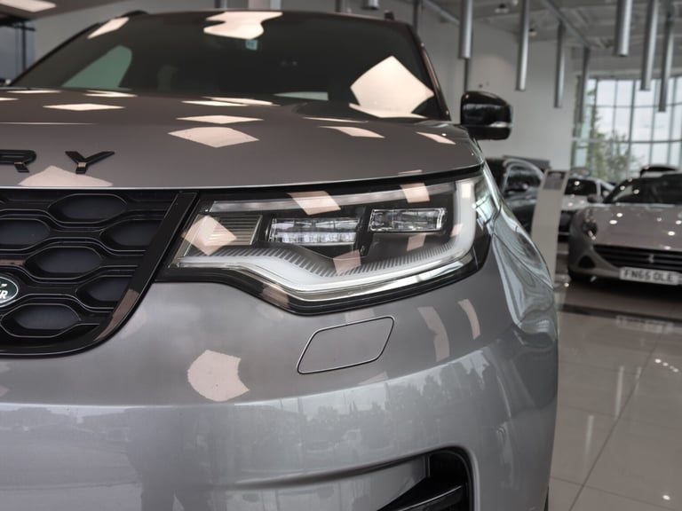 2021 Land Rover Discovery 3.0 D300 R-Dynamic HSE 5dr Auto ESTATE DIESEL Automatic