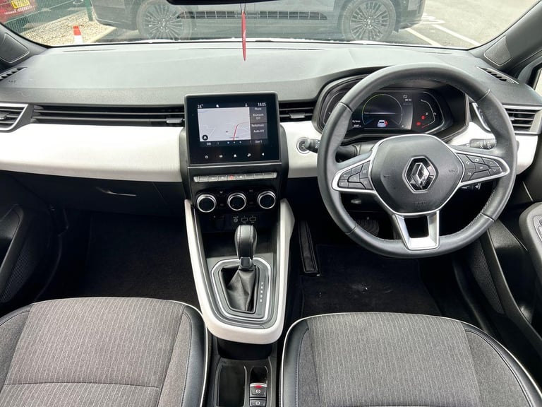 2022 Renault Clio 1.6 E-TECH full hybrid 145 Techno 5dr Auto Hatchback HYBRID ELECTRIC Automatic