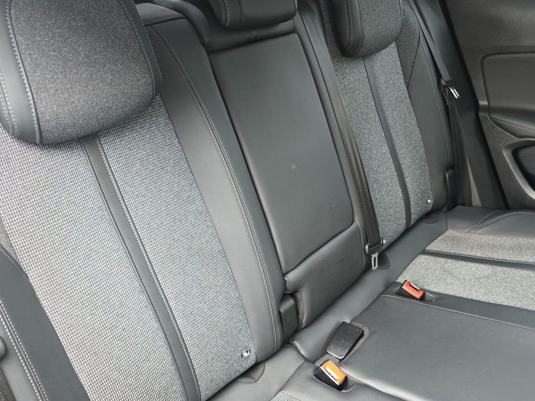 2018 Peugeot 3008 1.2 PureTech Allure SUV 5dr Petrol Manual Euro 6 (s/s) (130 ps) HATCHBACK Petro...