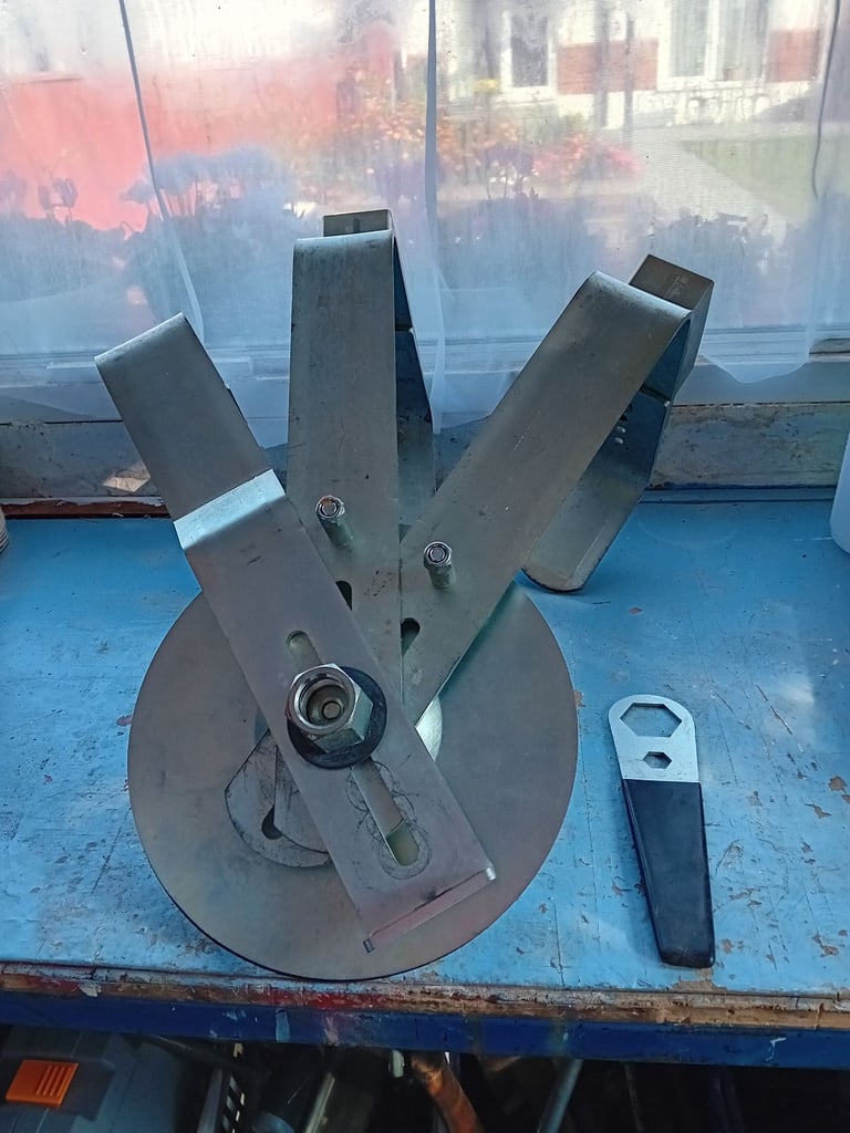 Wheel clamp 