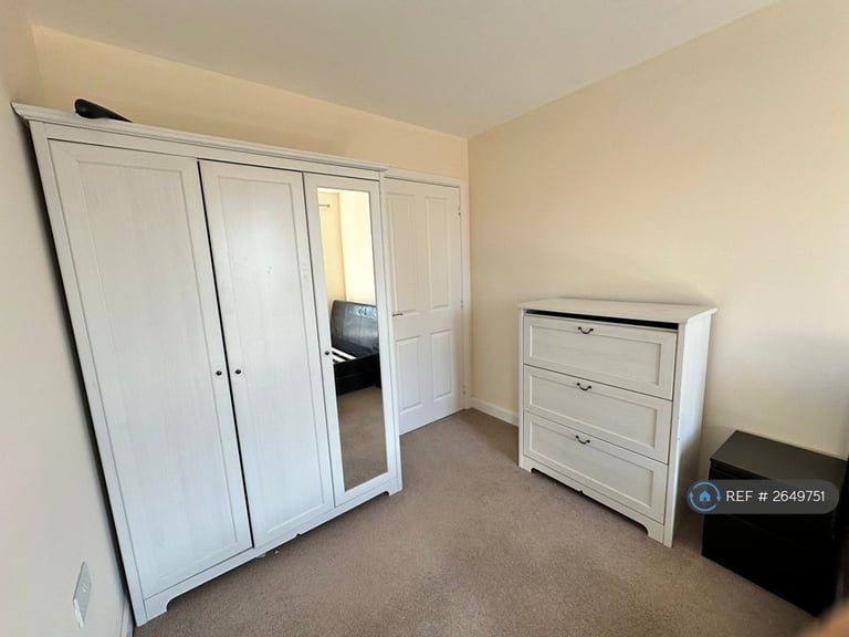 1 bedroom in Englefield House, Reading, RG30 (#2649751)