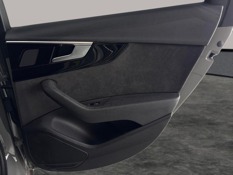 2020 Audi A4 35 TFSI Black Edition 4dr S Tronic SALOON PETROL Automatic