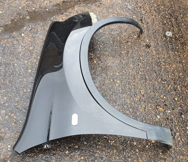 Nissan Qashqai Right Side Wing Black 2009