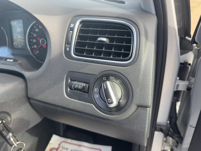 2013 Volkswagen Polo 1.4 Match Hatchback 5dr Petrol Manual Euro 5 (85 ps) Hatchback Petrol Manual