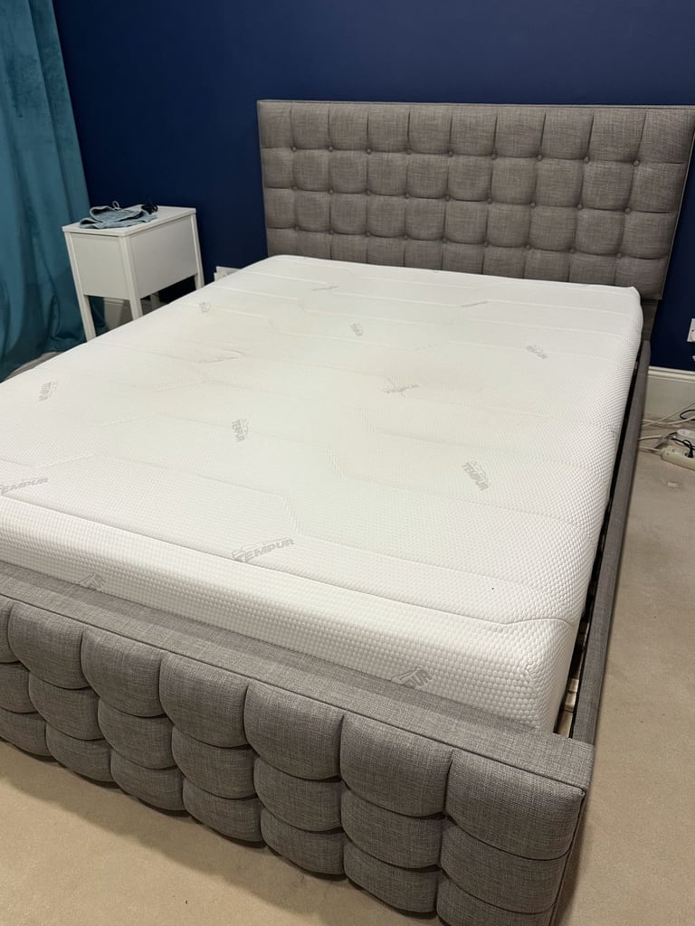 Grey Queen Size Bed With Tempur Memory Foam Mattress