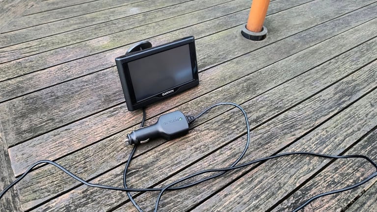 Garmin Drive 51LM 5" SatNav fully updated UK Maps