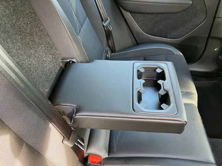 2019 Volvo XC40 1.5 T3 Momentum Pro 5dr Estate PETROL Manual