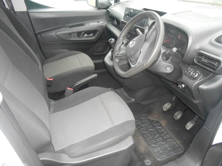 2019 Vauxhall Combo 2000 1.6 Turbo D 75ps H1 Edition Van PANEL VAN Diesel Manual
