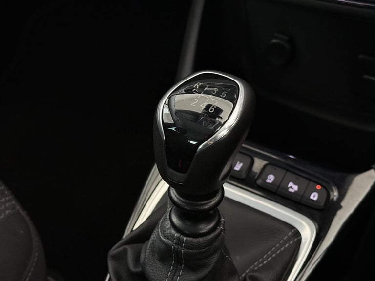 2021 Vauxhall Crossland 1.2 Turbo Griffin 5dr HATCHBACK PETROL Manual