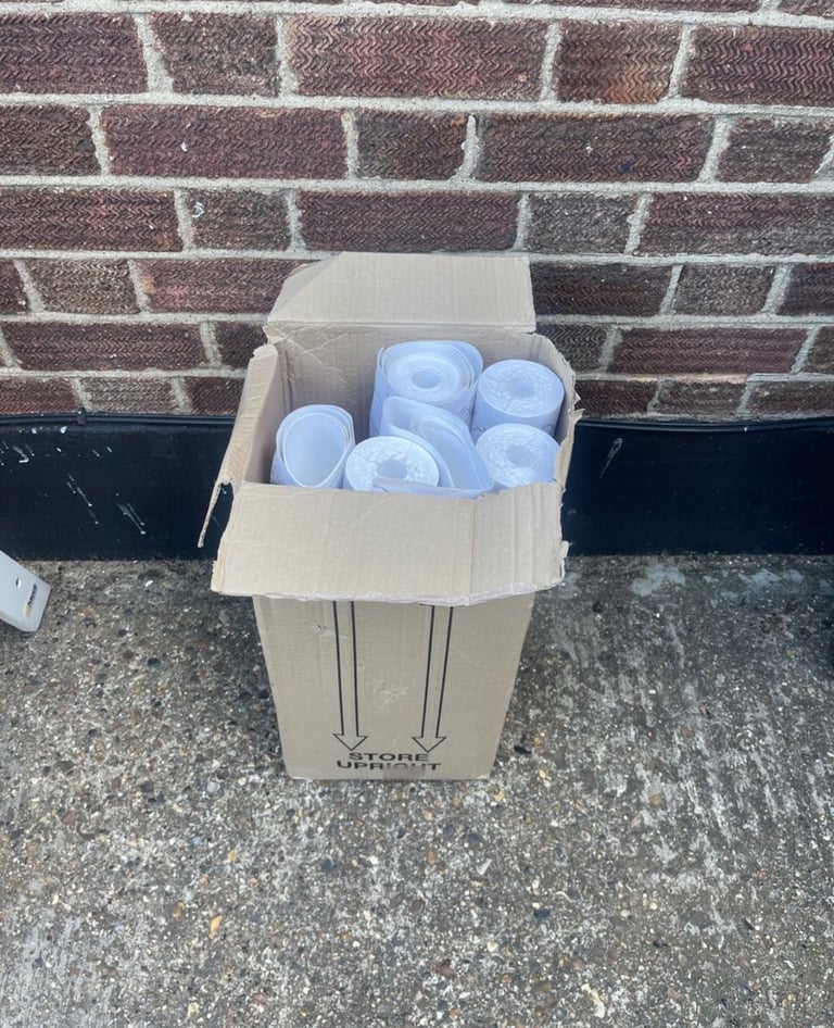 Laura Ashley Wallpaper (New) 