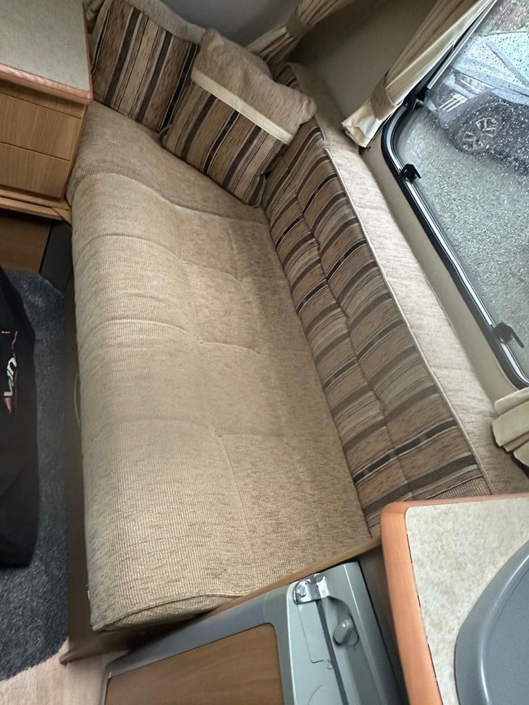 2008 Swift charisma 555 4 Berth with fixed bed