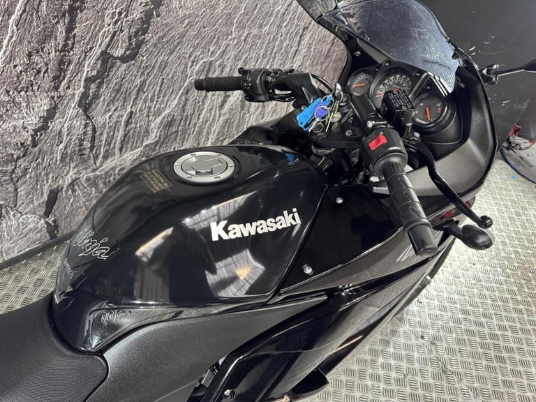 KAWASAKI NINJA 250 2009