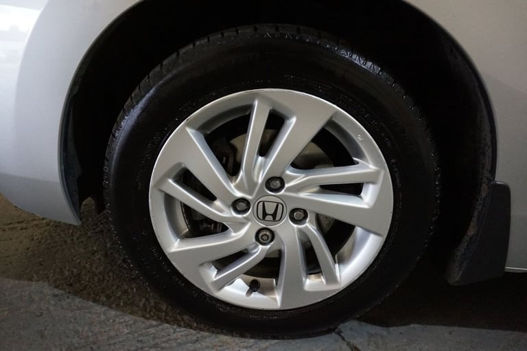 2017 Honda Jazz 1.3 i-VTEC SE Hatchback 5dr Petrol CVT Euro 6 (s/s) (102 ps) Hatchback Petrol Aut...