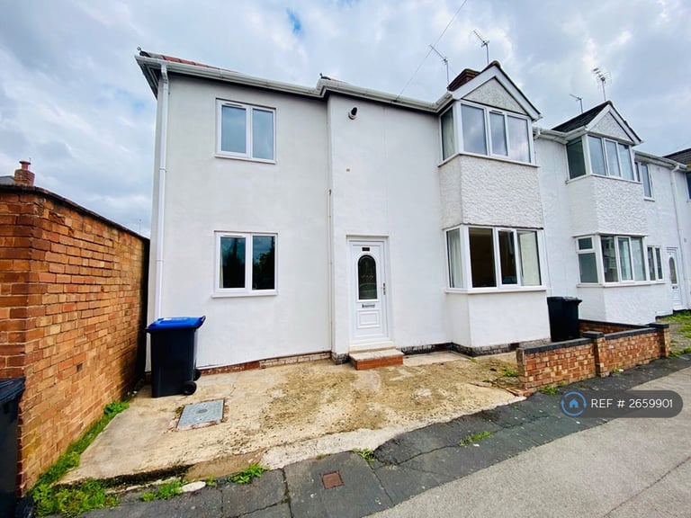 7 bedroom house in Eagle Street, Leamington Spa, CV31 (7 bed) (#2659901)