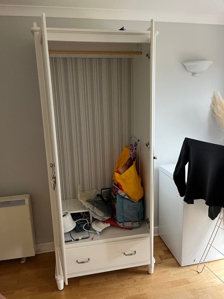 IKEA TYSSEDAL wardrobe 