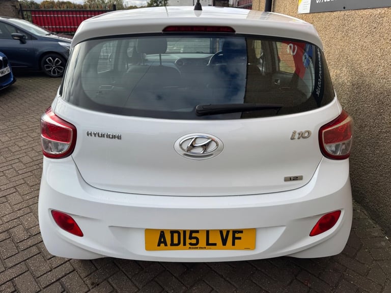 2015 Hyundai i10 1.2 Premium Auto Euro 5 5dr HATCHBACK Petrol Automatic