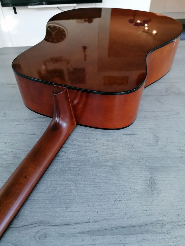 Yamaha F310 Acoustic Guitar
