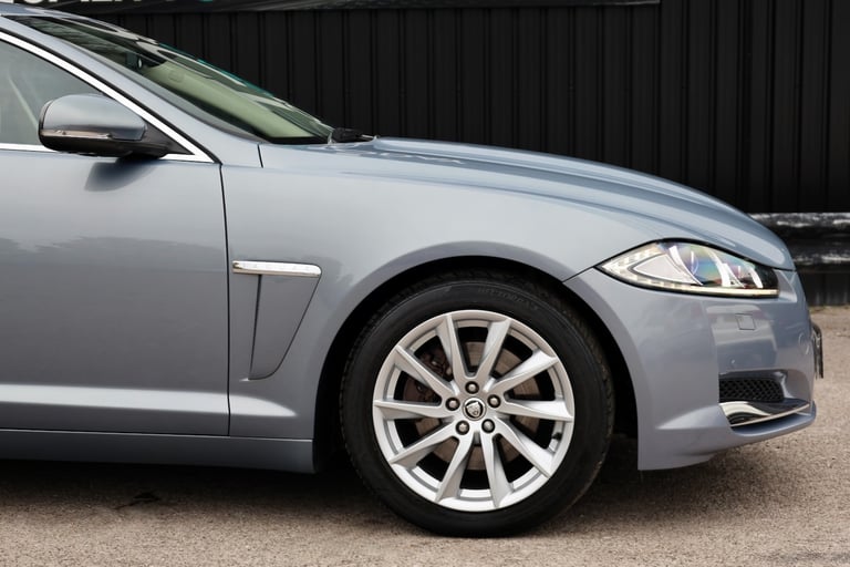 2013 '63' Jaguar XF 3.0 V6 Diesel Sportbrake Estate Premium Luxury + Rare Spec